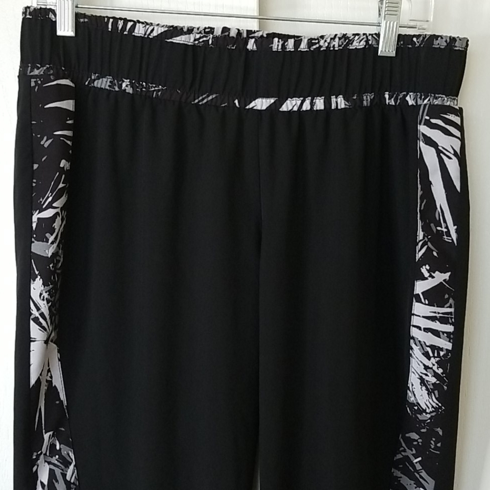 Fabletics Jogger Pants - image 2